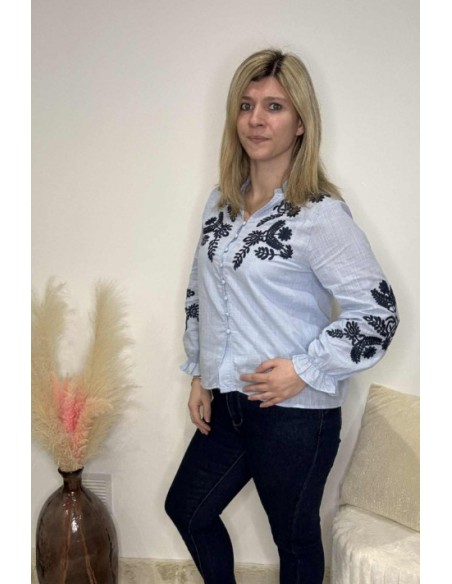 Blouse bleue brodé tendance pour femme mode moderne