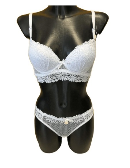 Ensemble sous vêtement blanc