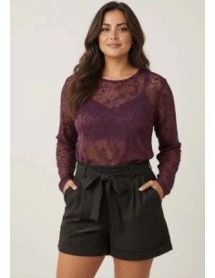 Top en dentelle femme du 42/48.