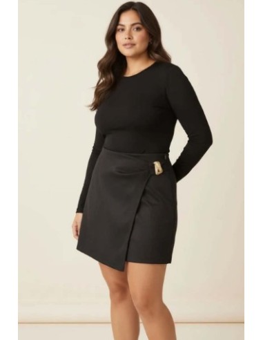 Jupe short femme en daim de la taille 36/50.