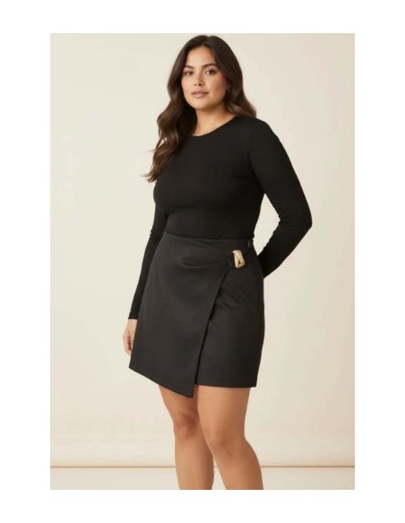 Jupe short femme en daim de la taille 36/50.
