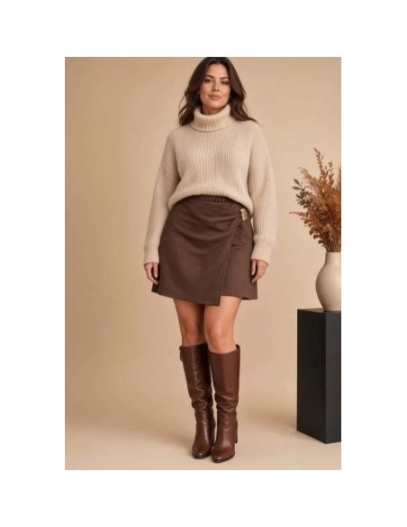 Jupe short femme en daim de la taille 36/50.