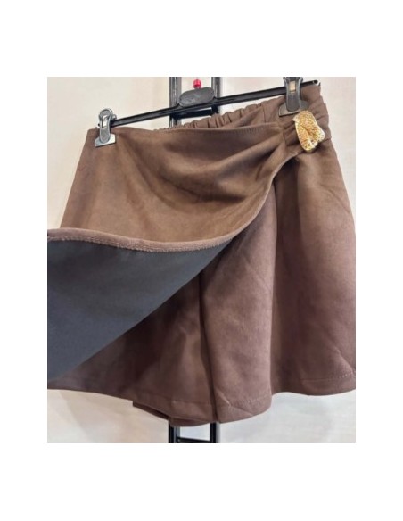 Jupe short femme en daim de la taille 36/50.