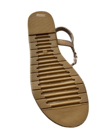 Nu pied femme fleuris