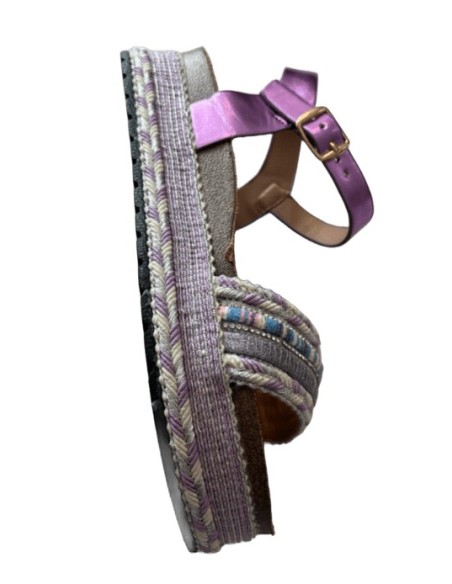 Nu pied femme Lila