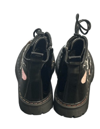 Bottines fille vernis noires avec motif Love | Style et confort