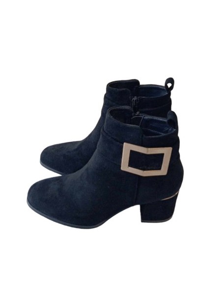Bottines noires femme avec boucle dorée élégance et confort