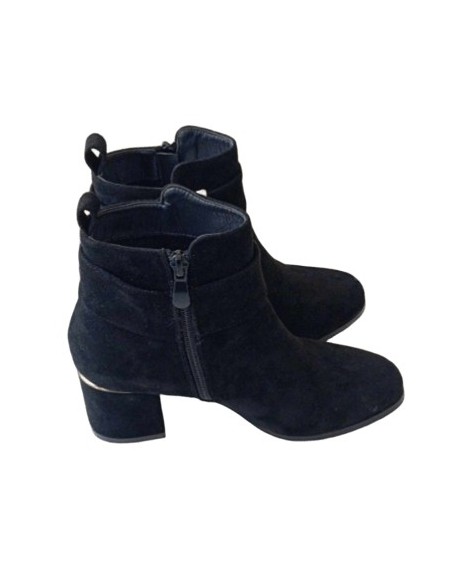 Bottines noires femme avec boucle dorée élégance et confort