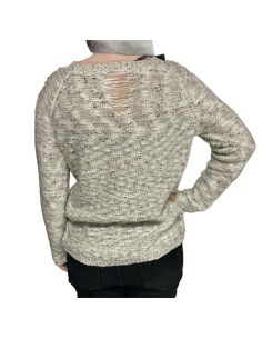 Pull femme blanc brillant avec effet déchiré sur les manches et le dos 2