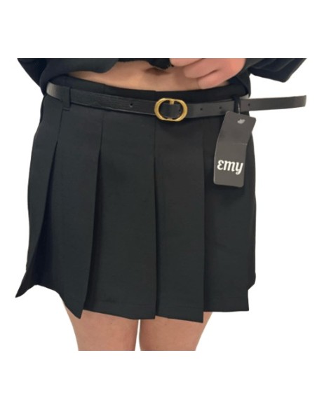 Jupe-short noire avec ceinture – Élégance et praticité