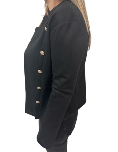 Veste noire pour femme – Élégance et caractère