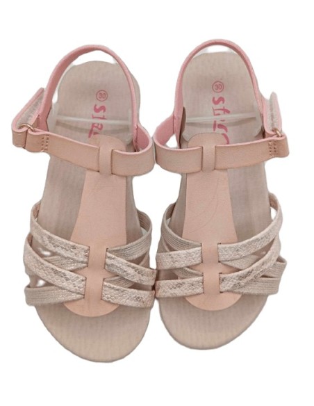 Nu pied fille rose