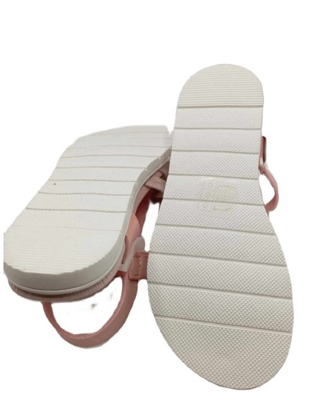 Nu pied fille rose