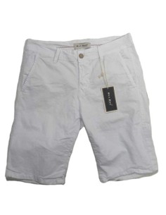 Short homme blanc